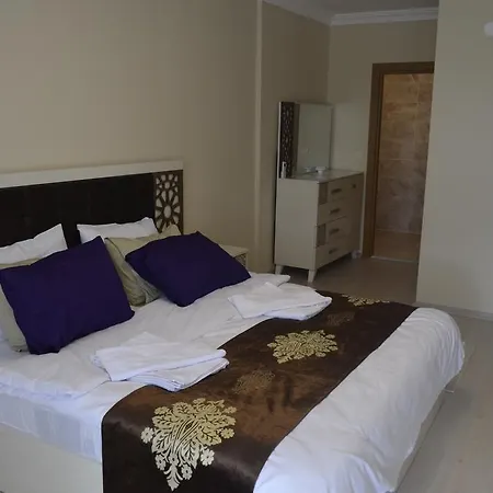 Aparthotel Green Village